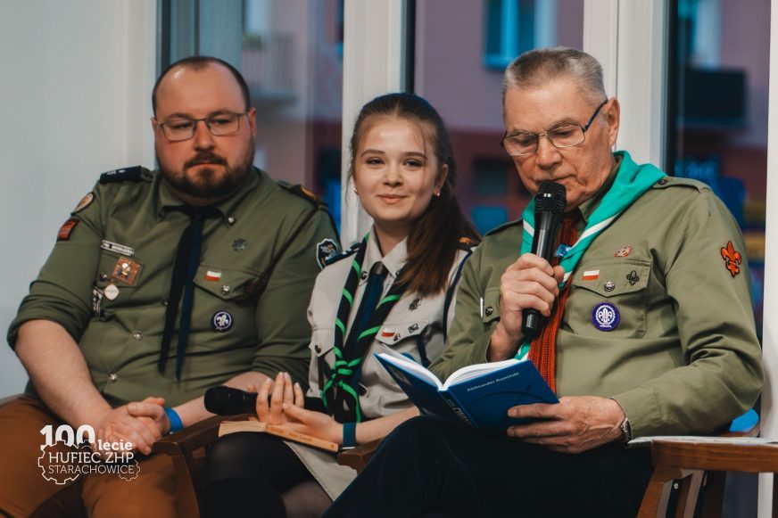 Harcerze czytają „Antka Cwaniaka”